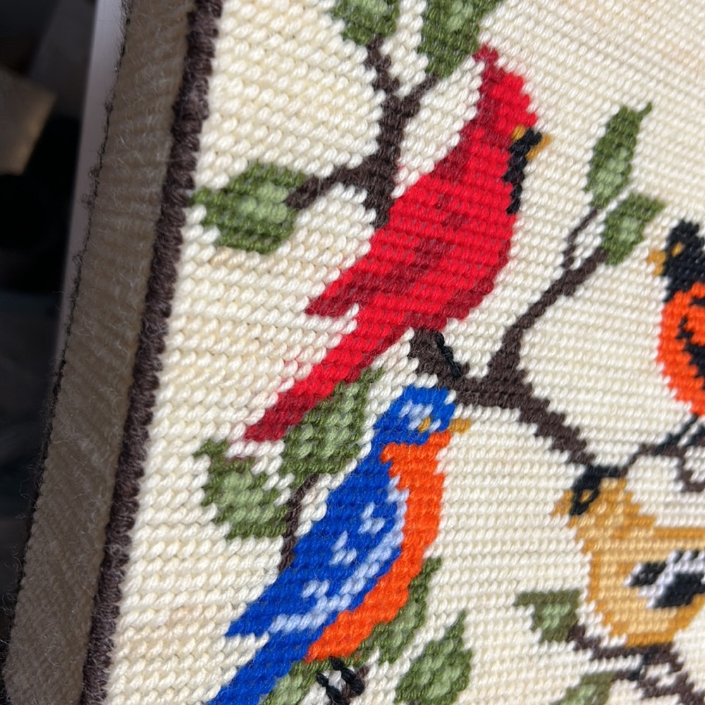 Tooooo CUTE!! Spring bag! Embroidered - Picture 5 of 9